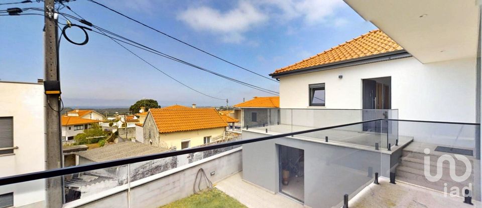 Casa / Villa T3 em Belinho e Mar de 184 m²