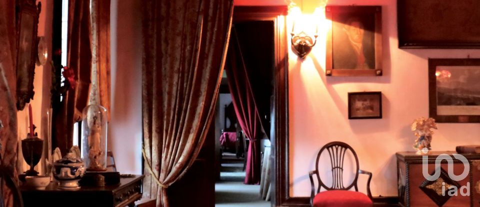 Ferme T14 à Vilarinho dos Freires de 1 424 m²