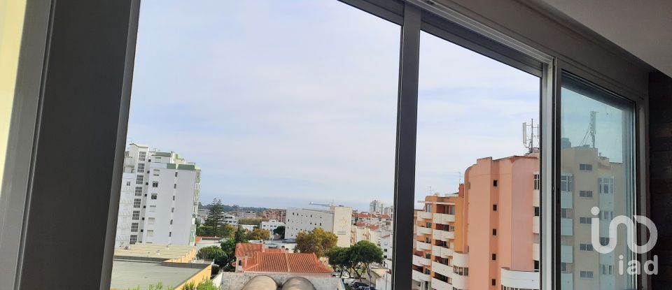 Apartment T4 in Cascais e Estoril of 188 sq m