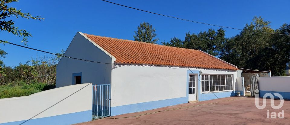 House T3 in Alcácer do Sal (Santa Maria do Castelo e Santiago) e Santa Susana of 210 m²