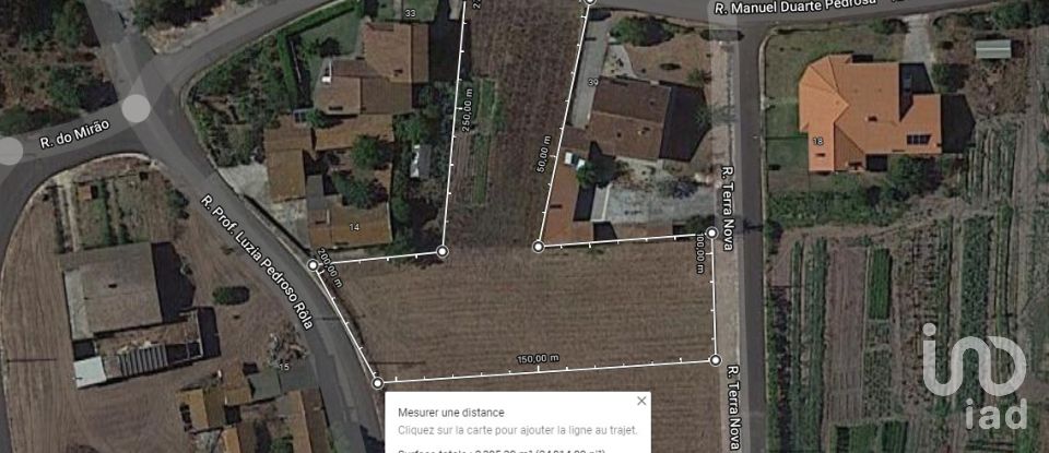 Terrain à bâtir à Monte Real e Carvide de 2 300 m²