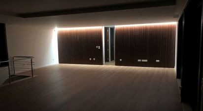 Maison T3 à Rebordosa de 750 m²