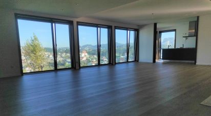 Maison T3 à Rebordosa de 750 m²