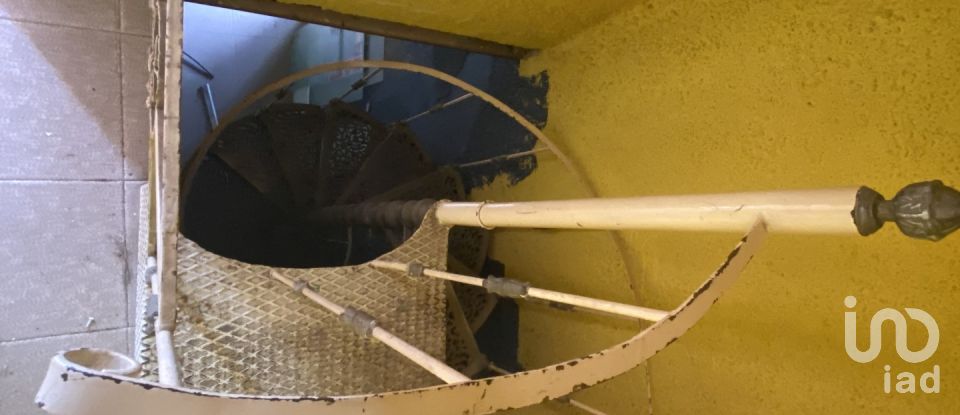 Building in Faro (Sé e São Pedro) of 350 m²