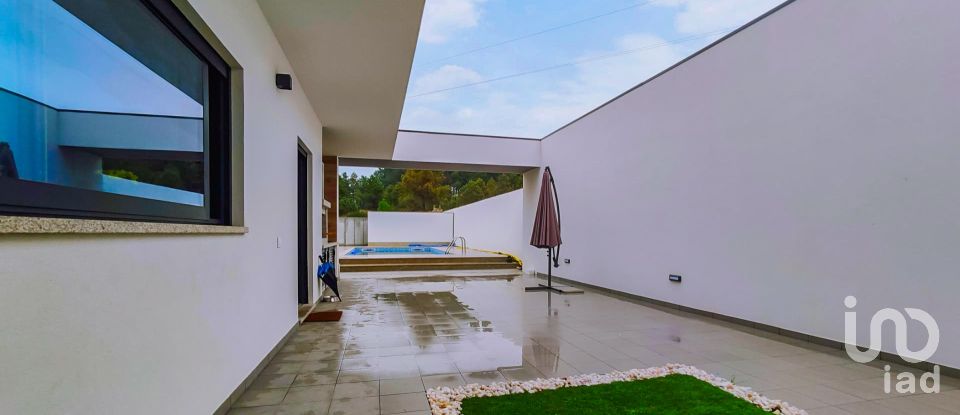Casa / Villa T3 em Santa Cruz/Trindade E Sanjurge de 199 m²