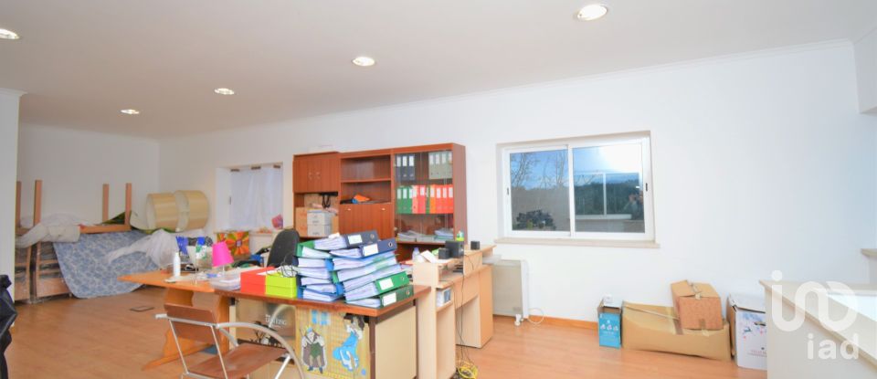 Warehouse in Podentes of 459 m²