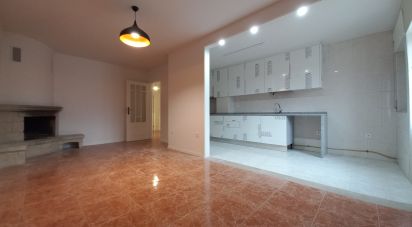 Apartment T3 in Oliveira of 110 sq m