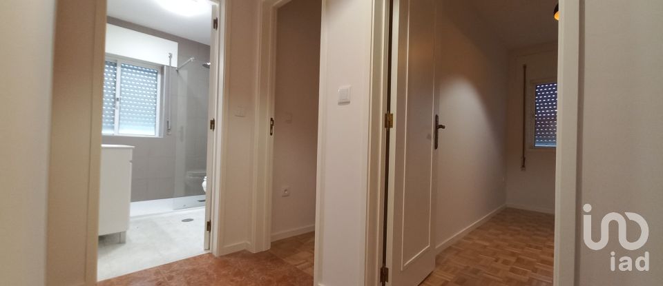 Apartment T3 in Oliveira of 110 m²