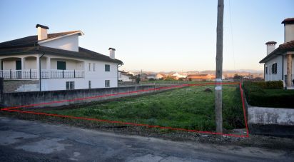Terrain à Eixo e Eirol de 1 520 m²