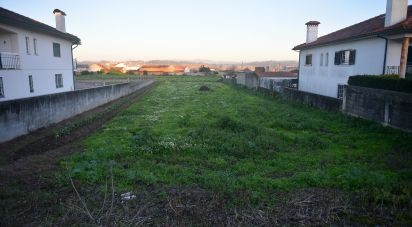 Terrain à Eixo e Eirol de 1 520 m²
