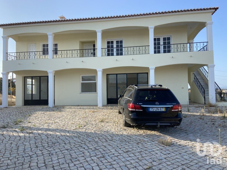 Maison T4 à São Gonçalo De Lagos de 167 m²