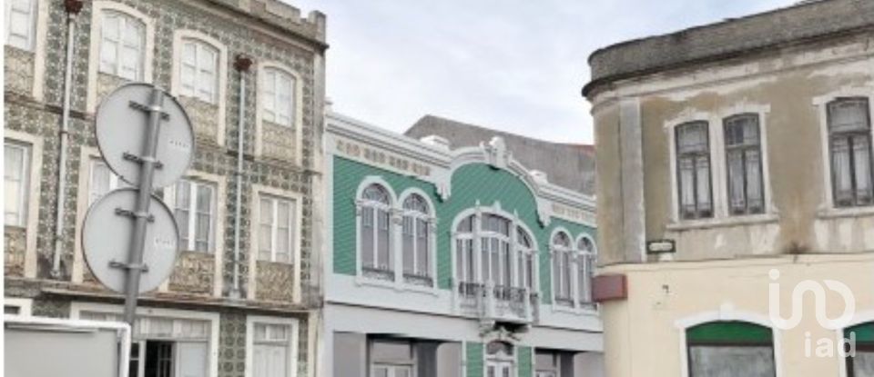 Block of flats in Caldas da Rainha - Nossa Senhora do Pópulo, Coto e São Gregório of 800 m²