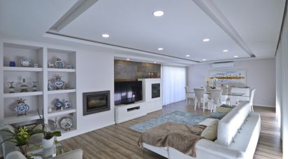 Maison T4 à Corroios de 250 m²