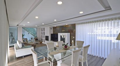 Maison T4 à Corroios de 250 m²