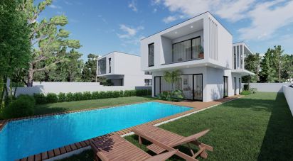 Maison T4 à Charneca De Caparica E Sobreda de 170 m²
