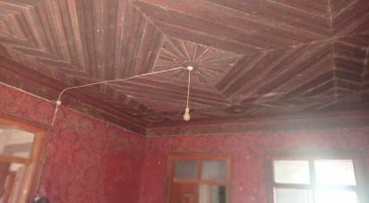 Maison T4 à Pousaflores de 542 m²