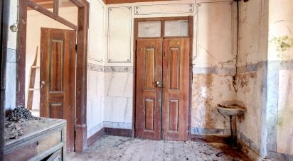 Maison T4 à Pousaflores de 542 m²