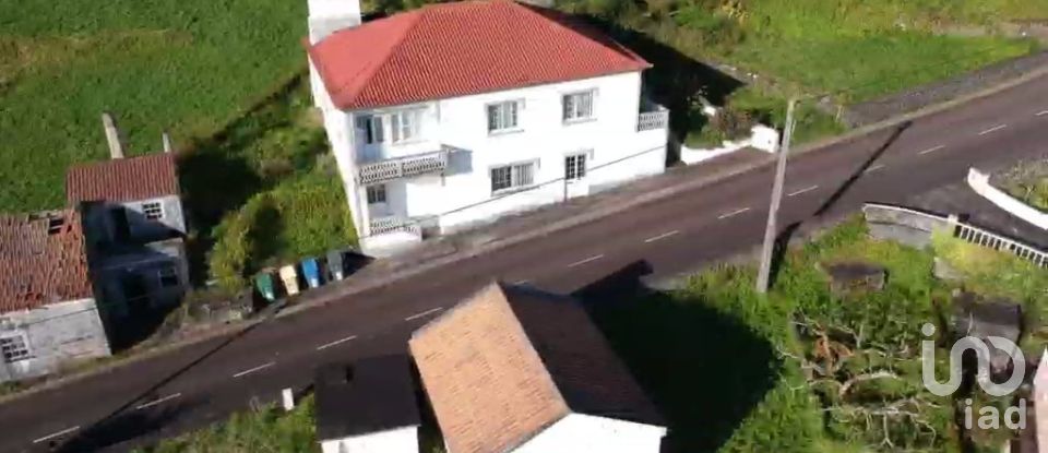 Casa / Villa T4 em Manadas (Santa Bárbara) de 192 m²