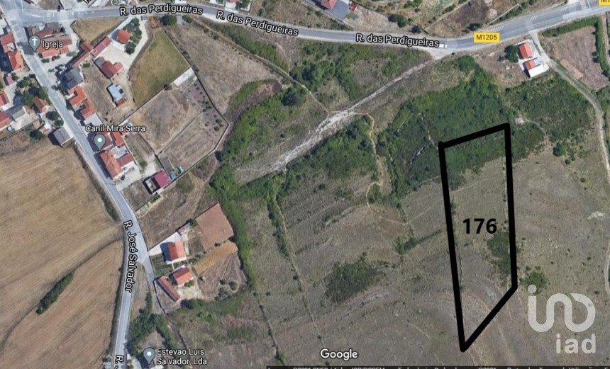 Terreno em Venda do Pinheiro e Santo Estêvão das Galés de 5 375 m²
