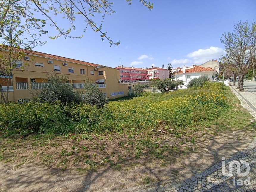 Building land in Alcanena e Vila Moreira of 678 m²