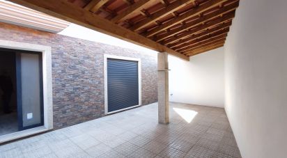 House T3 in Amendoeira of 127 m²