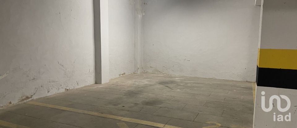 Parking/garage/box à Portimão de 16 m²