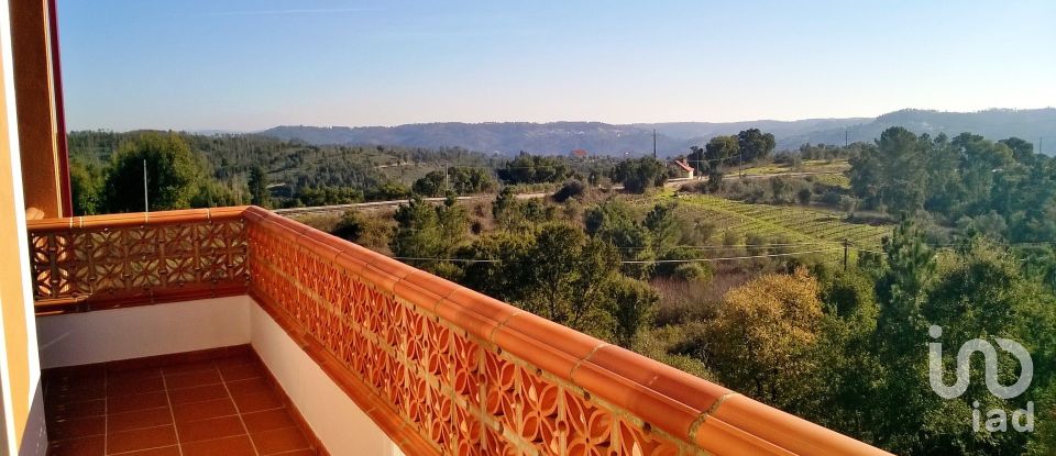 Maison T4 à São Pedro de Tomar de 238 m²