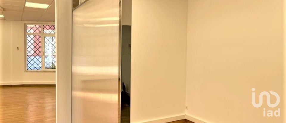 Offices in Benfica of 129 m²