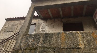 Maison T0 à Freixedas de 244 m²