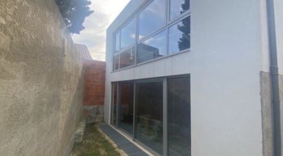 House/villa T2 in Aldoar, Foz Do Douro E Nevogilde of 150 sq m
