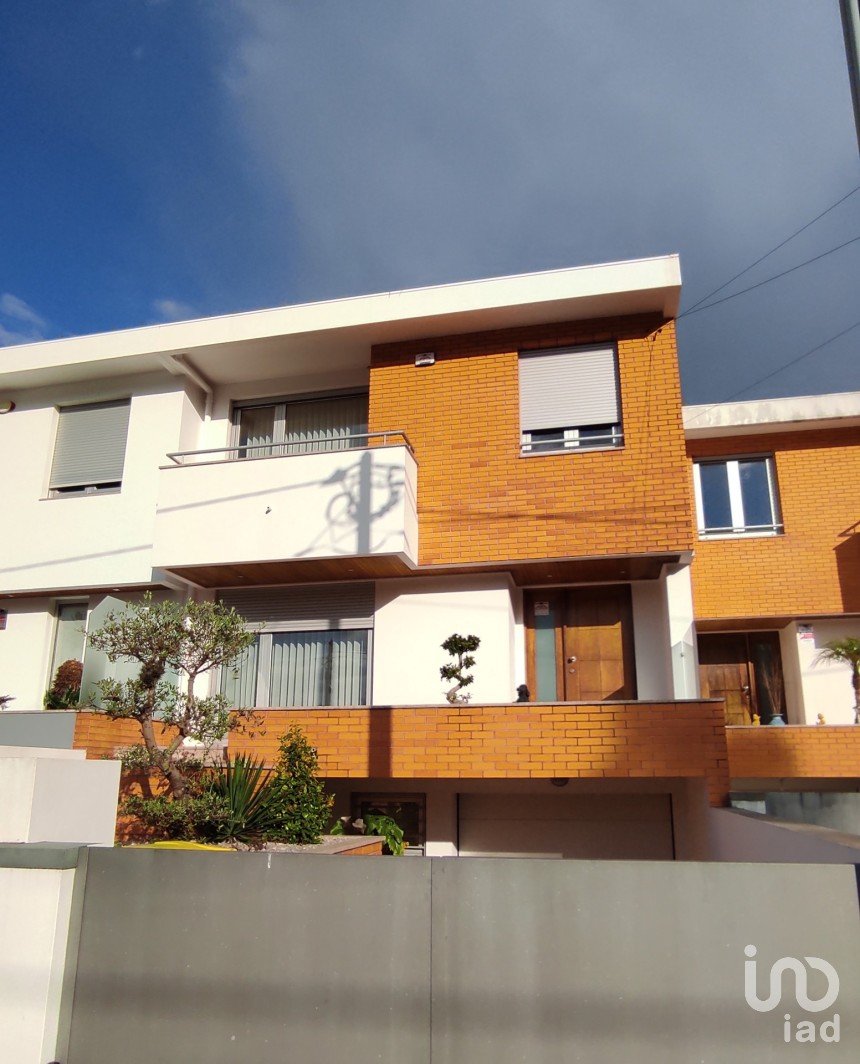 Casa / Villa T4 em Canedo, Vale e Vila Maior de 195 m²