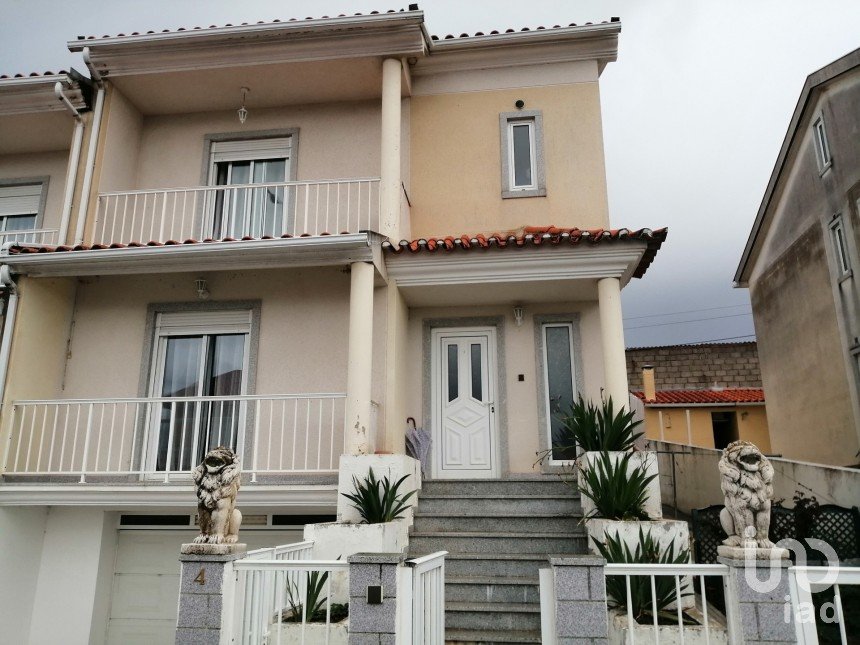 Casa / Villa T4 em Sendim e Atenor de 150 m²