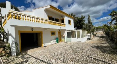 Maison T4 à Albufeira e Olhos de Água de 240 m²