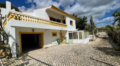House/villa T4 in Albufeira e Olhos de Água of 240 sq m