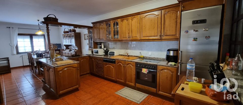 House T4 in Vilar de Nantes of 209 m²