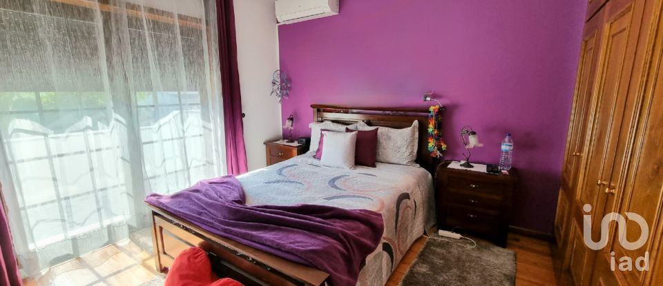 House T4 in Vilar de Nantes of 209 m²