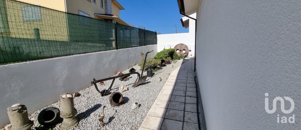 House T4 in Vilar de Nantes of 209 m²