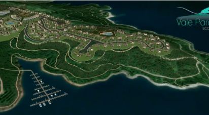 Terrain à bâtir à Serra e Junceira de 531 950 m²