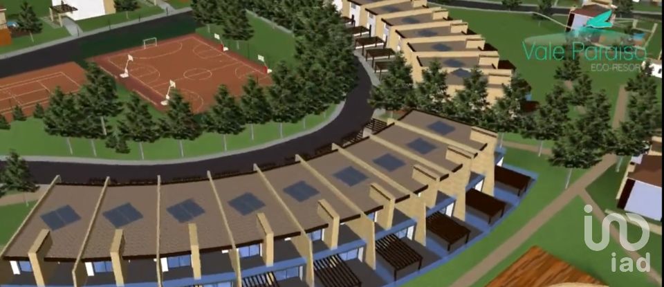 Terrain à bâtir à Serra e Junceira de 531 950 m²