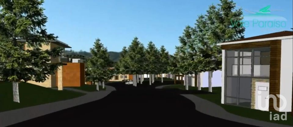 Terrain à bâtir à Serra e Junceira de 531 950 m²
