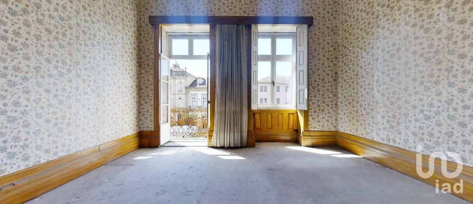 Prédio em Fafe de 910 m²