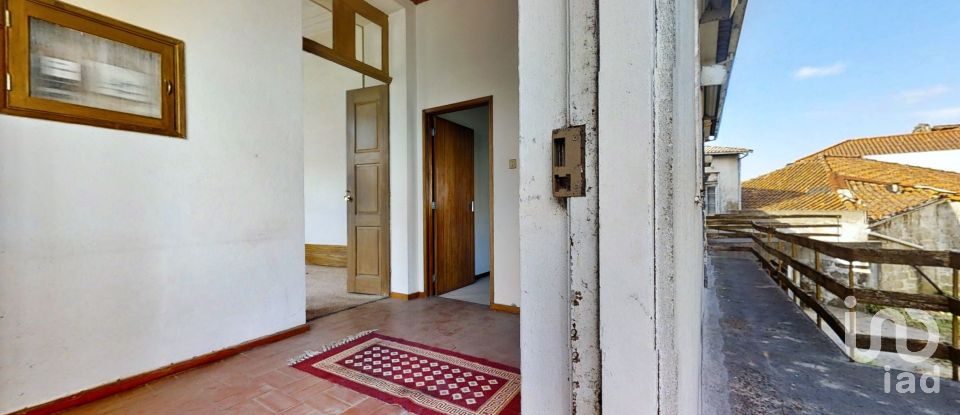 Prédio em Fafe de 910 m²