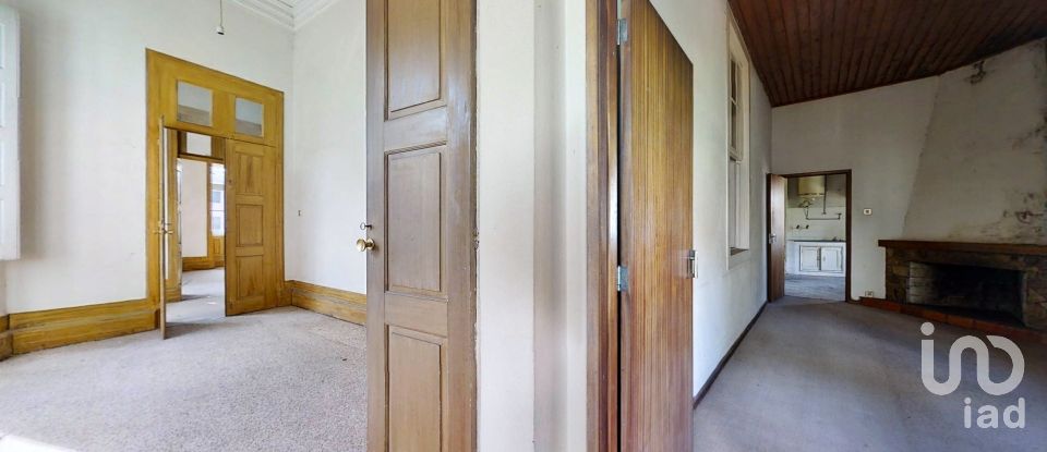 Prédio em Fafe de 910 m²