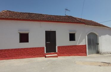 Maison T3 à Azambujeira e Malaqueijo de 140 m²