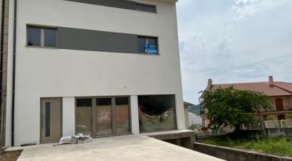 Maison T3 à Mogadouro, Valverde, Vale de Porco e Vilar de Rei de 168 m²