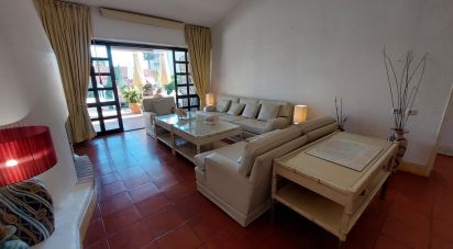 Maison T3 à Quarteira de 142 m²