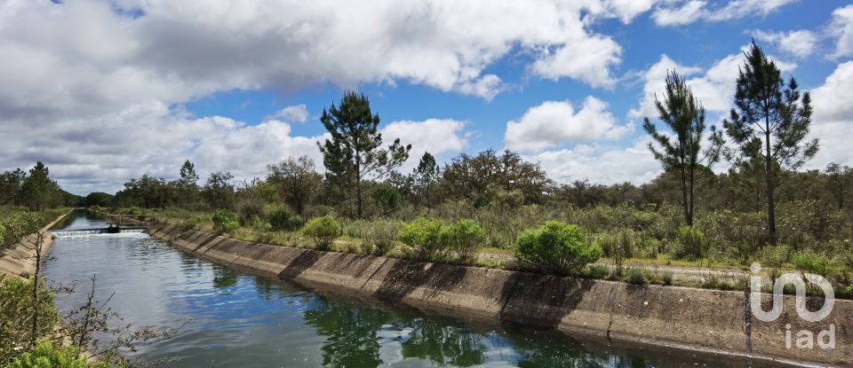 Maison rustique T3 à Alvalade de 339 m²