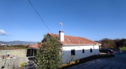 House T4 in Caminha (Matriz) e Vilarelho of 211 m²