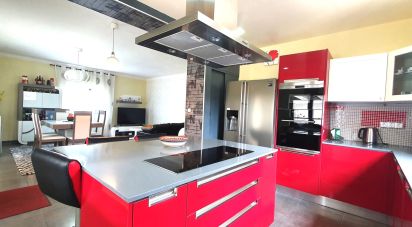 House T4 in Caminha (Matriz) e Vilarelho of 211 m²