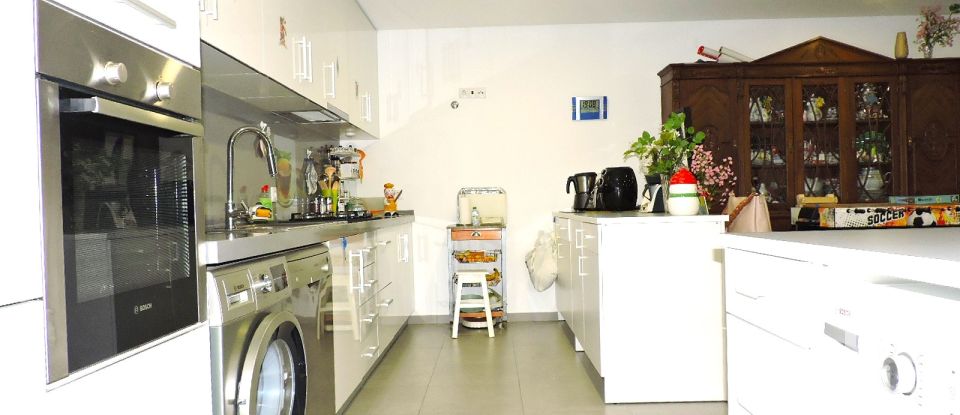 Appartement T3 à Pontinha e Famões de 147 m²